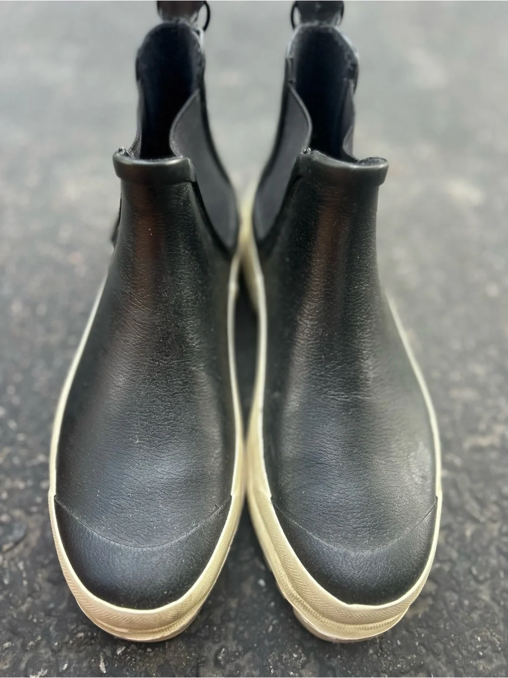 Stutterheim Black Chelsea Rain Ankle Boots with Cream Sole